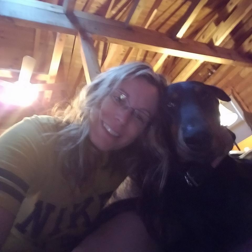 Meet your Posher, Dana